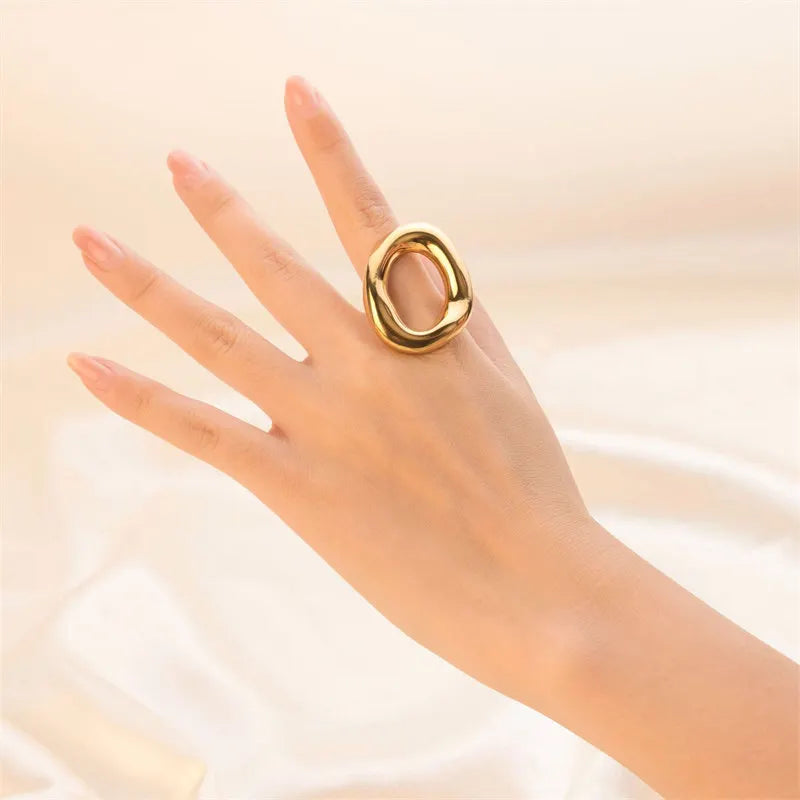 Gold Stainless Steel Chunky Ring for Women – Waterproof Geometric Aesthetic